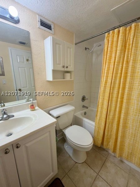 Apartment for rent at The Wave Condo 1627