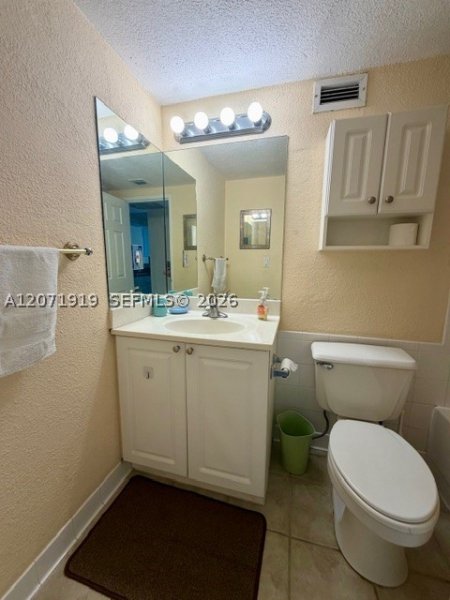 Apartment for rent at The Wave Condo 1627