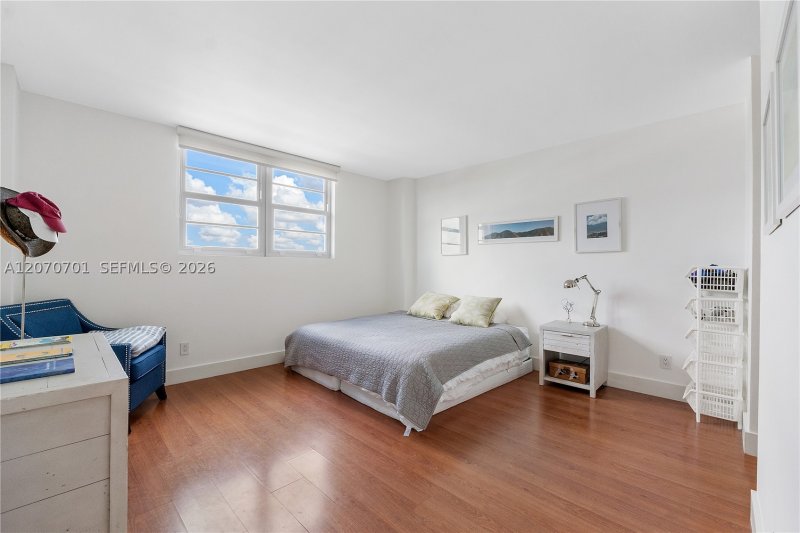 Condo for sale at Gables Waterway Towers 917
