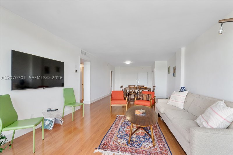 Condo for sale at Gables Waterway Towers 917