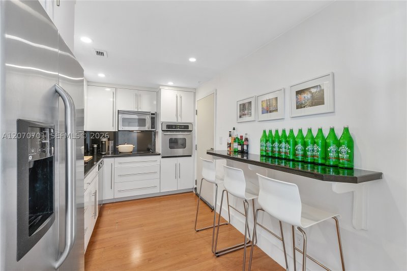 Condo for sale at Gables Waterway Towers 917