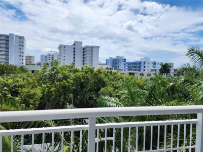 Comprar apartamento no West Bay Plaza 506