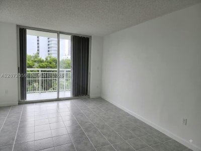 Comprar apartamento no West Bay Plaza 506