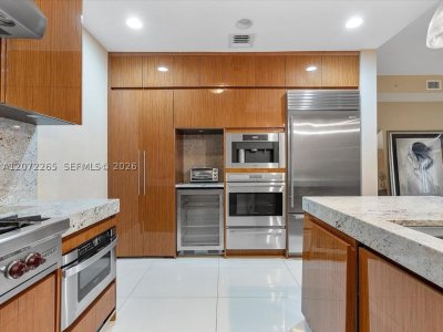Alquiler de apartamento en St Regis Bal Harbour North 1804N