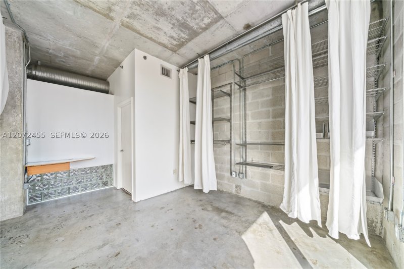 Condo for sale at The Yorker 702