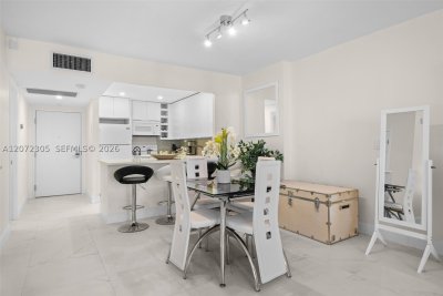 Comprar apartamento en Roney Palace 1014
