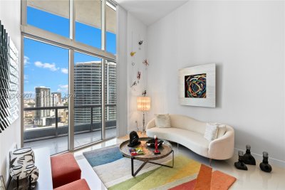Comprar apartamento no Icon Brickell Tower I 4106