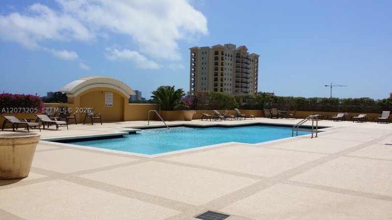 Condo for sale at Douglas Grand 802