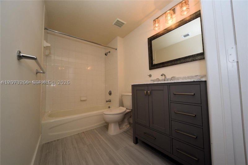 Condo for sale at Douglas Grand 802