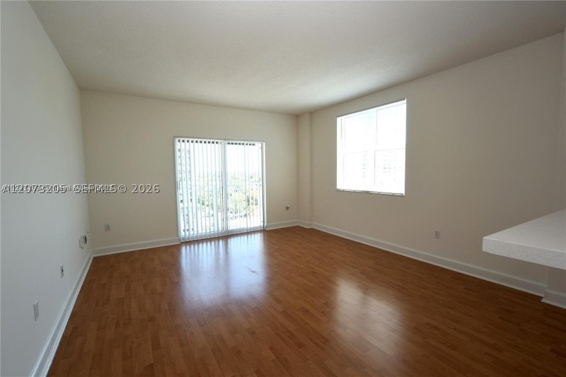 Condo for sale at Douglas Grand 802