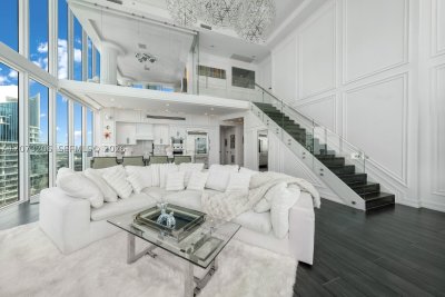 Aluguel de apartamento no Marina Blue 5701