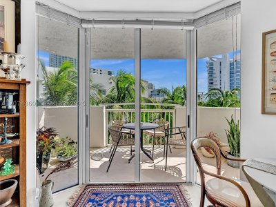 Comprar apartamento no Bayview Plaza 408