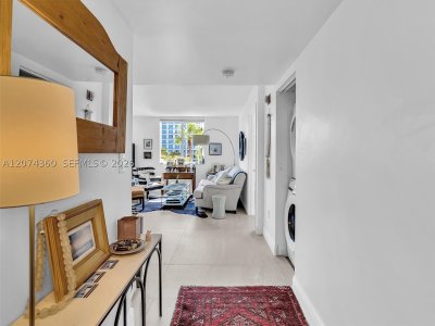 Comprar apartamento no Bayview Plaza 408