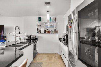 Comprar apartamento en Midtown Miami 4 H1503