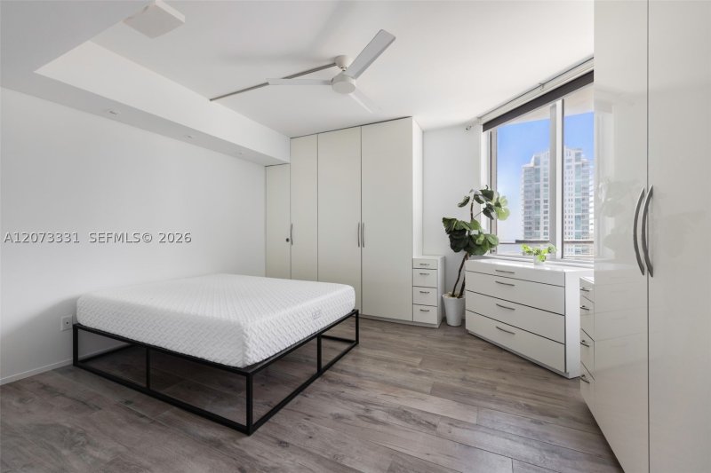 Comprar apartamento en One Miami West Tower 2805