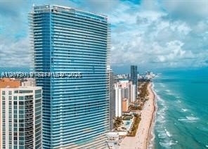 Apartment for rent at Residences by Armani / Casa 5404
