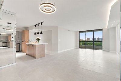 Comprar apartamento en Mystic Pointe 500 808