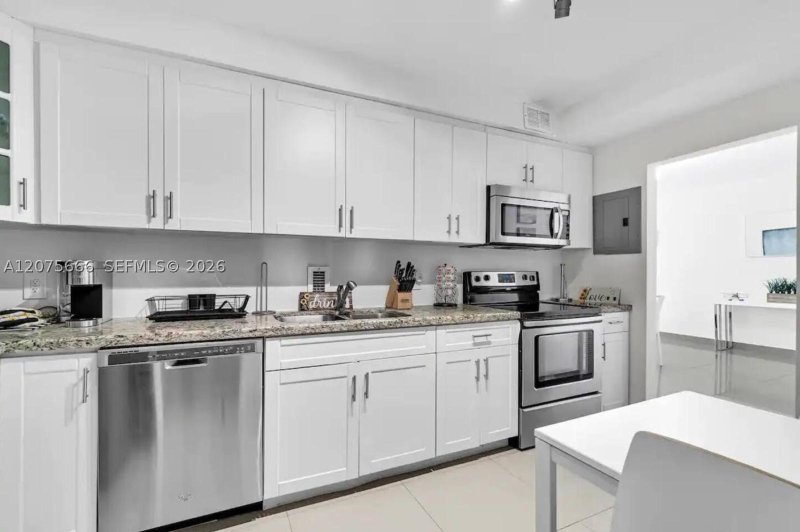 Apartment for rent at Sian Ocean Residences 5J