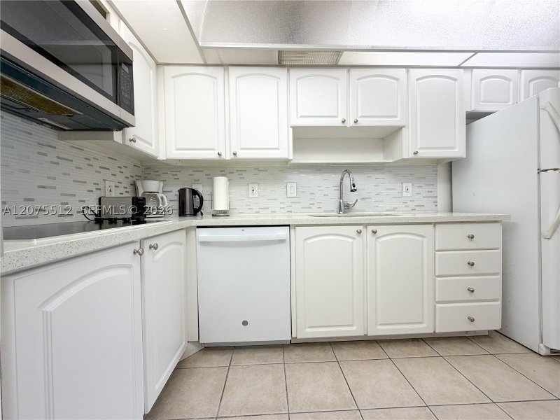 Condo for sale at Tides Hollywood Beach 15O