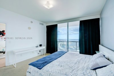 Comprar apartamento no Marina Blue 4007
