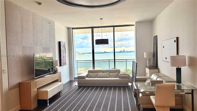 Apartment for rent at The Lexi 807