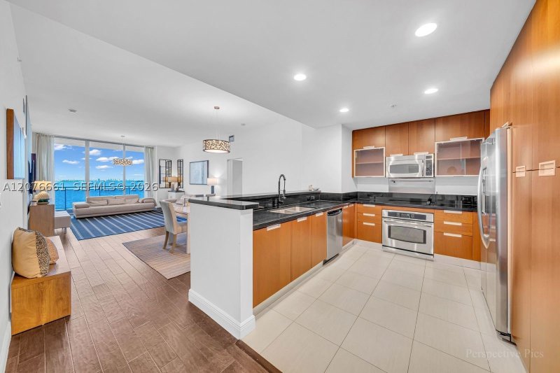 Apartment for rent at The Lexi 807