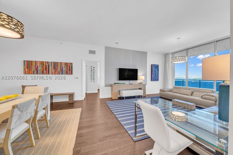Apartment for rent at The Lexi 807