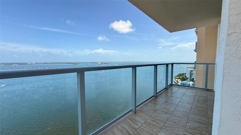 Condo for sale at Mark on Brickell 2310
