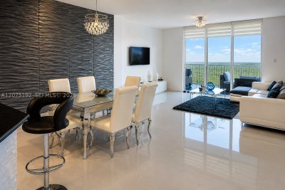 Comprar apartamento no One Fifty One at Biscayne 1601