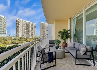 Metropolitan at Brickell Apt #804