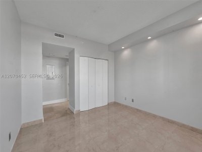 Comprar apartamento en Metropolitan at Brickell 804