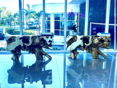 Aluguel de apartamento no Bentley Bay South 1604