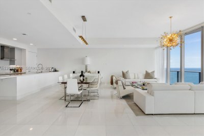 Comprar apartamento en Chateau Beach Residences 2203