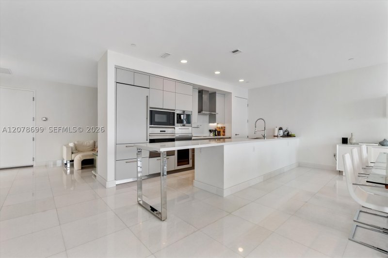Comprar apartamento en Chateau Beach Residences 2203