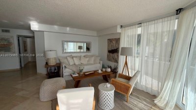 Alquiler de apartamento en Tropicana 206