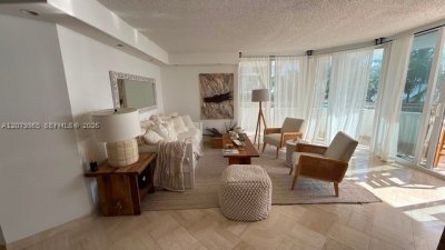 Alquiler de apartamento en Tropicana 206