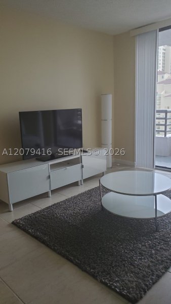 Alquiler de apartamento en Parc Central Aventura 1615