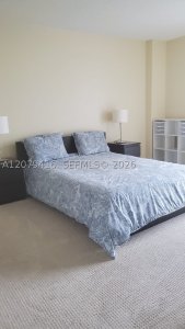 Aluguel de apartamento no Parc Central Aventura 1615