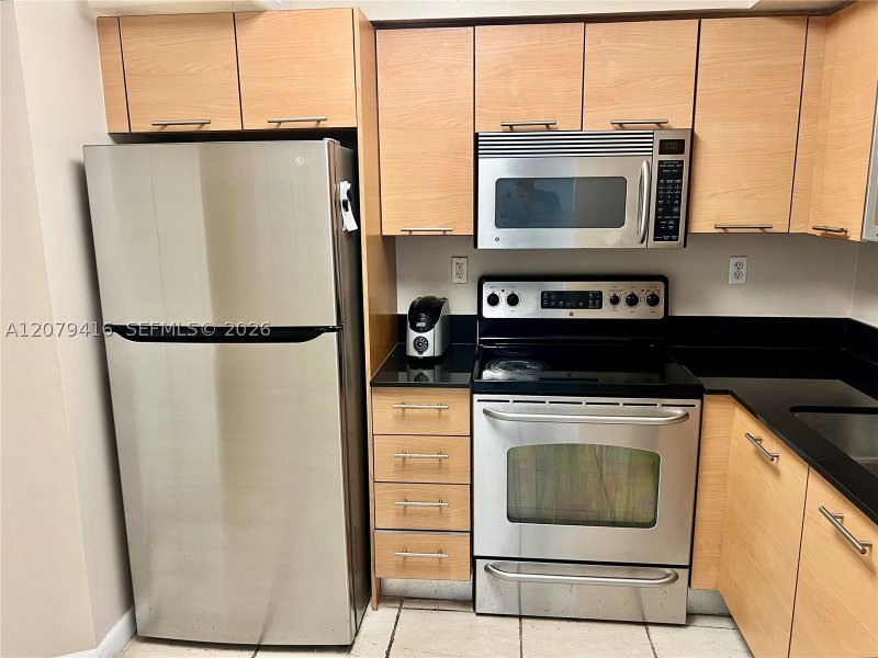 Property photo # 6