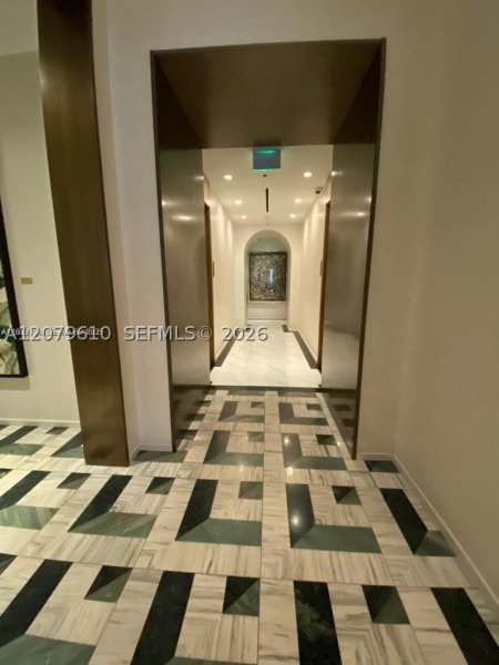 Comprar apartamento en SLS Lux Brickell 1804