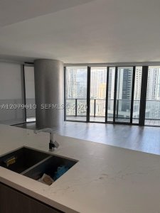 Comprar apartamento en SLS Lux Brickell 1804