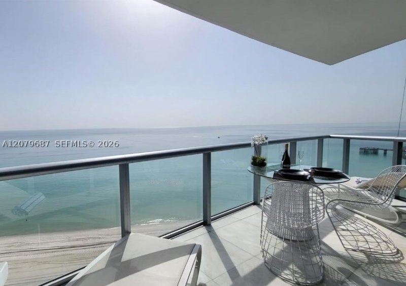 Alquiler de apartamento en Jade Beach 1603