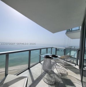Alquiler de apartamento en Jade Beach 1603