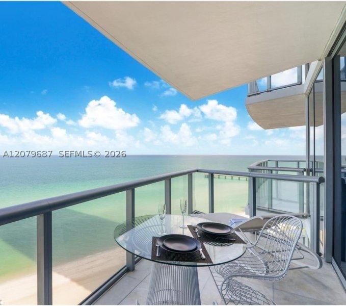 Alquiler de apartamento en Jade Beach 1603