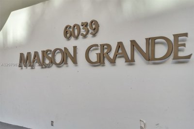Comprar apartamento no Maison Grande 534