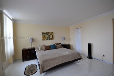 Aluguel de apartamento no Prince George 9I