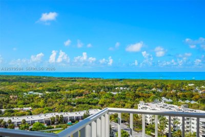 Aluguel de apartamento no Club Tower One 1603