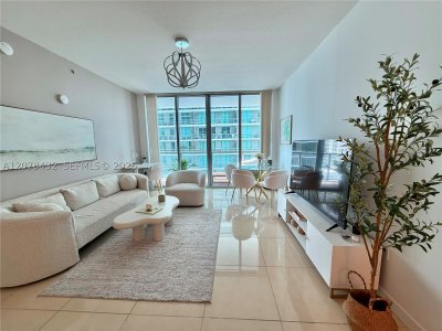Axis on Brickell North Tower Apt #2215-N