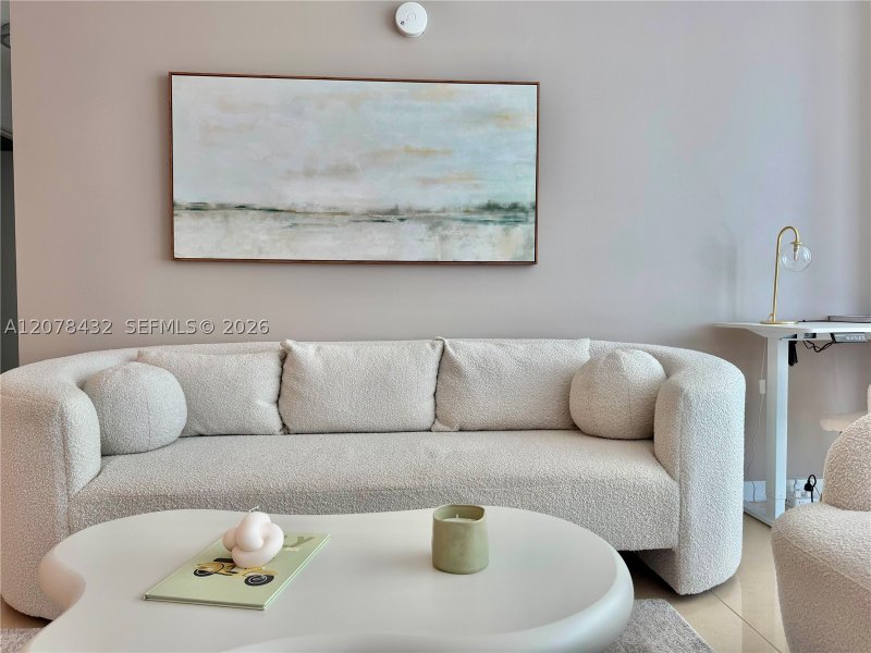 Condo for sale at Axis on Brickell North Tower 2215-N