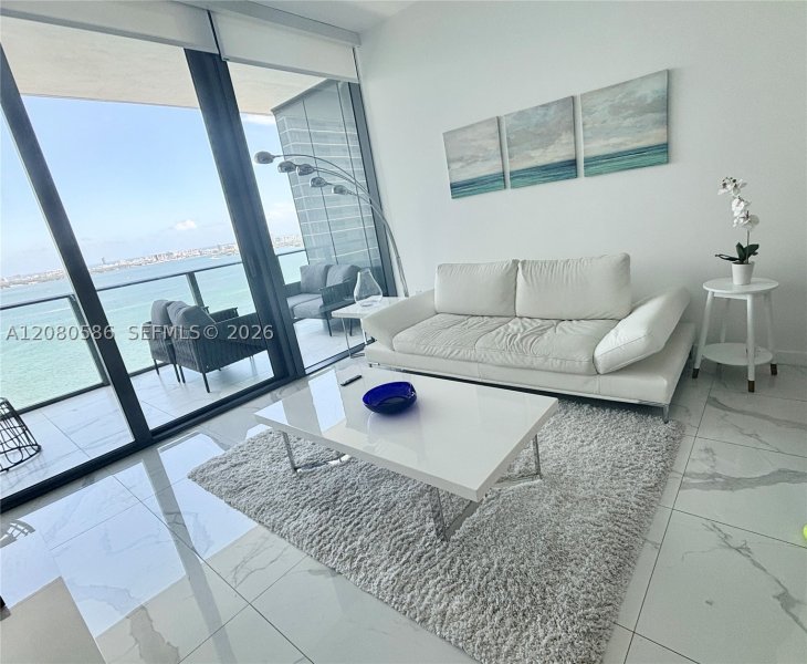 Aluguel de apartamento no Gran Paraiso 2806
